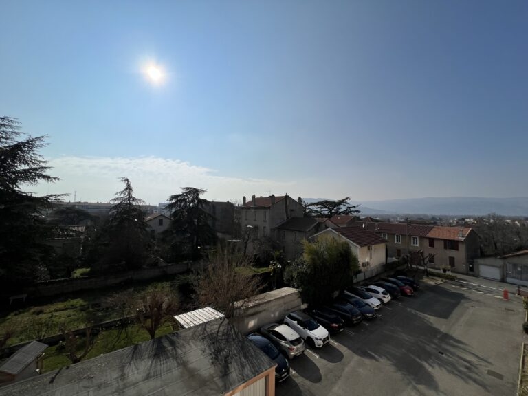 Balcon - T3 - Bourg Les Valence