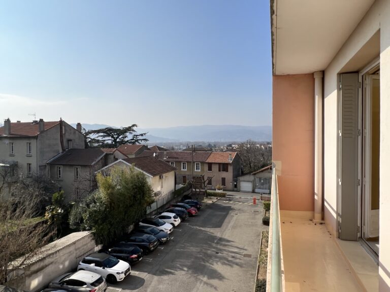 Balcon - T3 - Bourg Les Valence