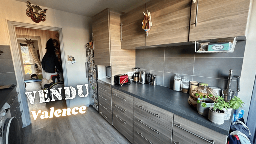 VENDU (1)